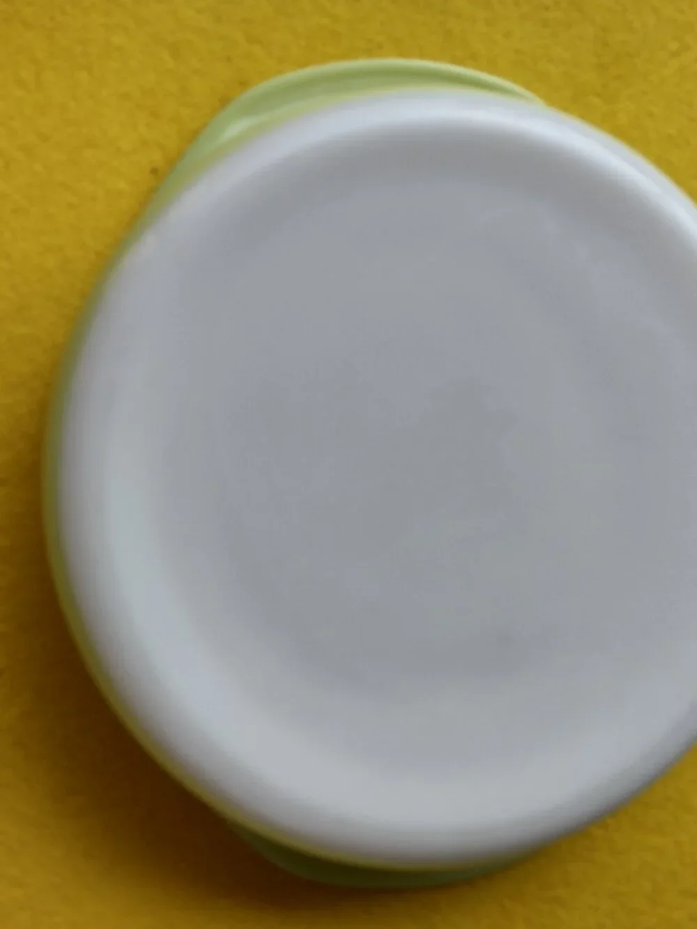 Vintage PYREX Round 8 1/4” Lime Green Cake Pie Casserole Pan Baking Dish #221